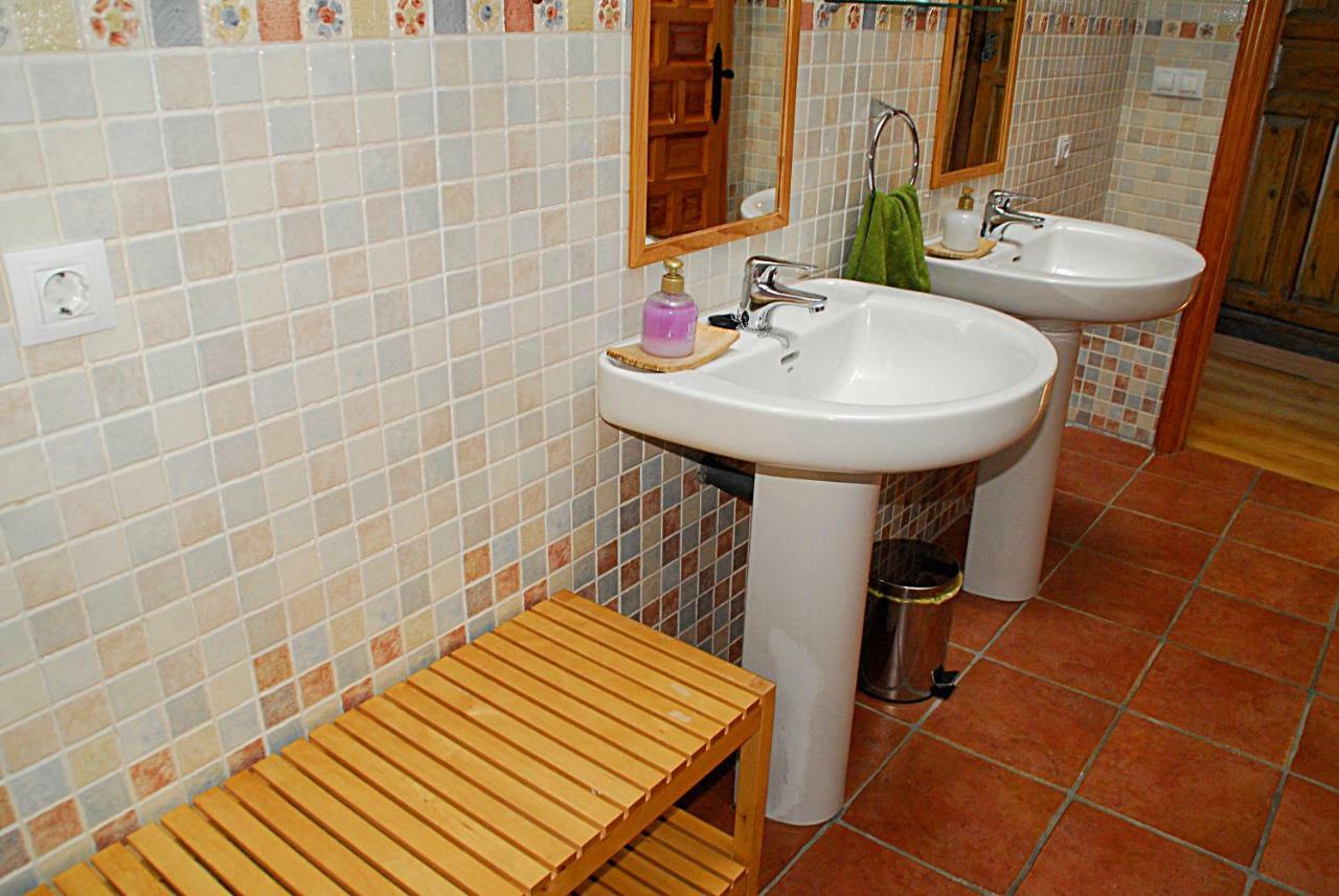 Valdeande Casa Rural Valdecid מראה חיצוני תמונה