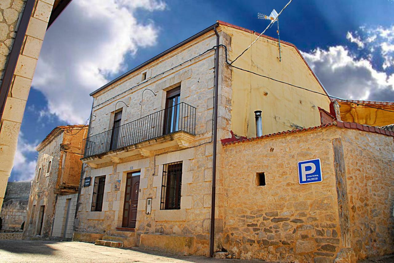 Valdeande Casa Rural Valdecid מראה חיצוני תמונה